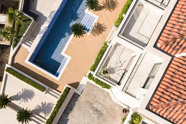 Zum Verkauf steht eine moderne Villa mit Pool in Blizikuc — photo 5
